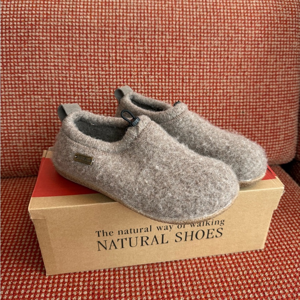 Haflinger Taupe Felt Wool Slip-On Slippers